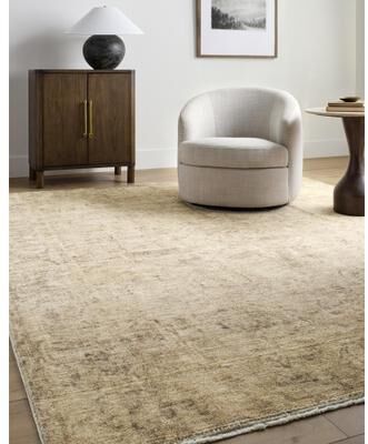 Galey Alix x Livabliss Fetscher I Vintage Medallion Area Rug