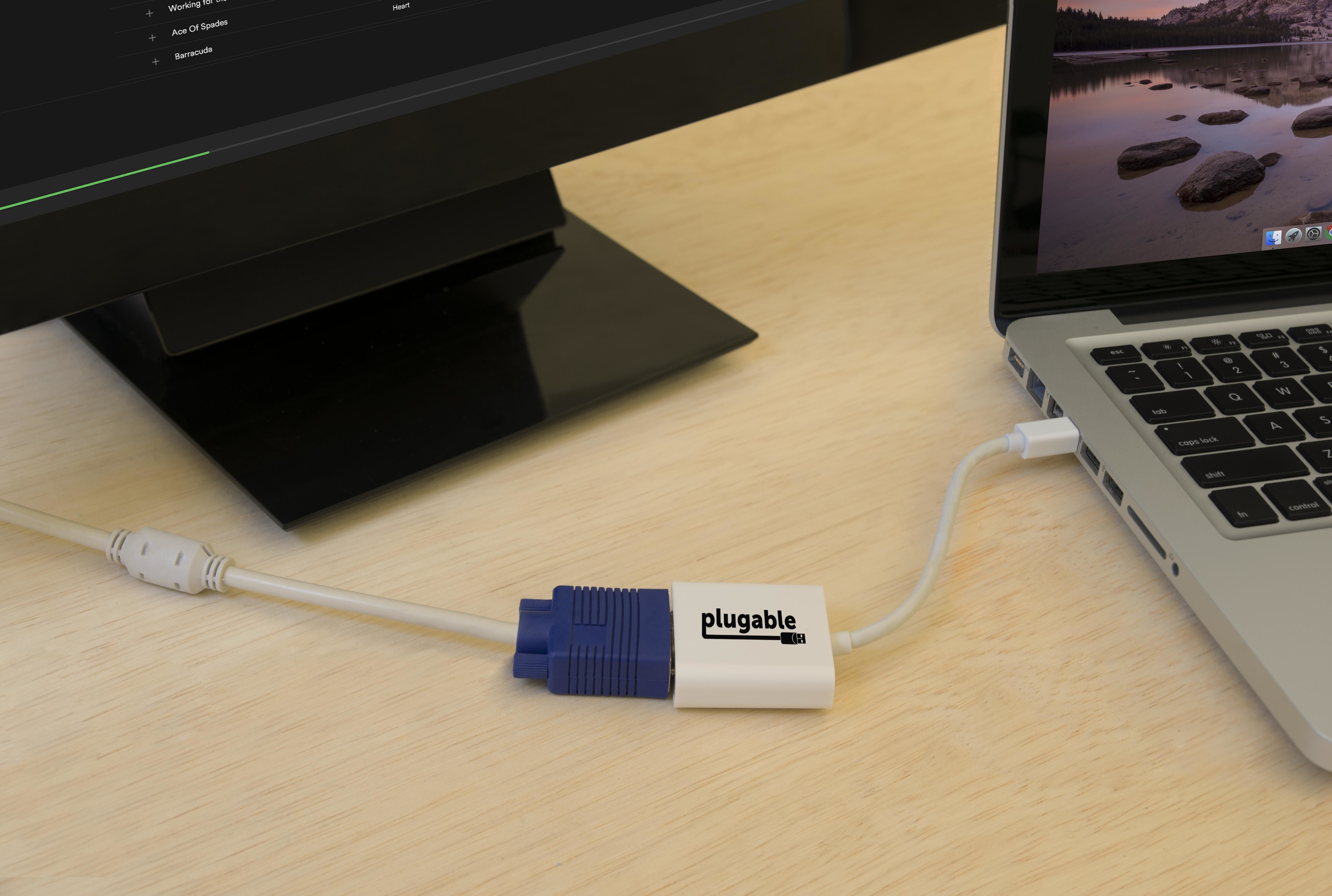Plugable Technologies Mini DisplayPort (Thunderbolt 2) to VGA Adapter - Supports Mini-DisplayPort Equipped Mac, Windows, Linux Systems to VGA Displays