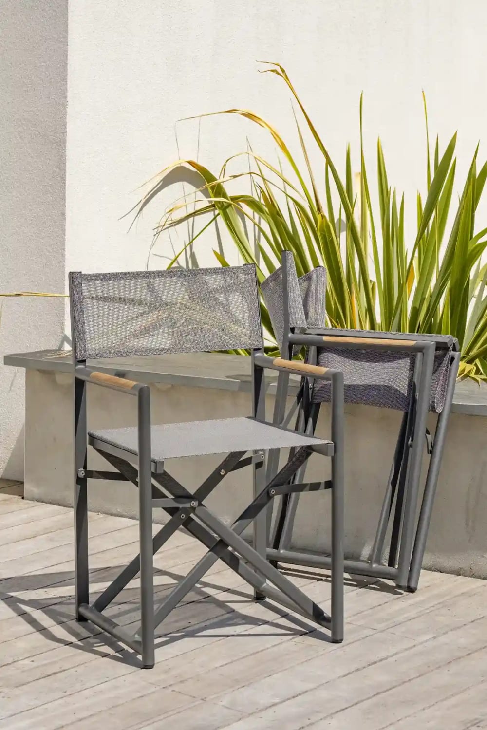 dcb garden Fauteuil de jardin en toile plastifiée et aluminium Noir 53x88x53cm