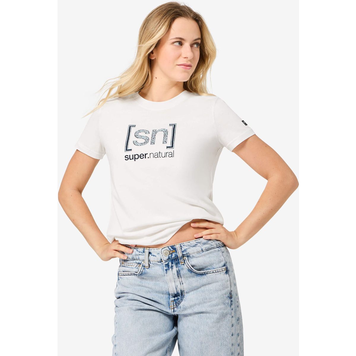 Super.Natural W Logo SN Bandana BIO C Tee white/blueberry (60J) XS SNWS0301460JXS