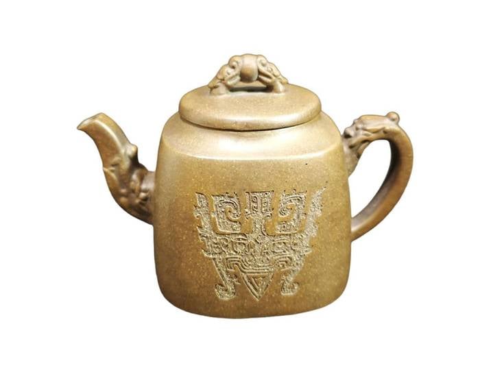 Théière en Zisha de Yixing, fonctionnelle, vintage, pour le café, artisanale, sculptée à la main, avec un dragon gravé, en relief, mythique
