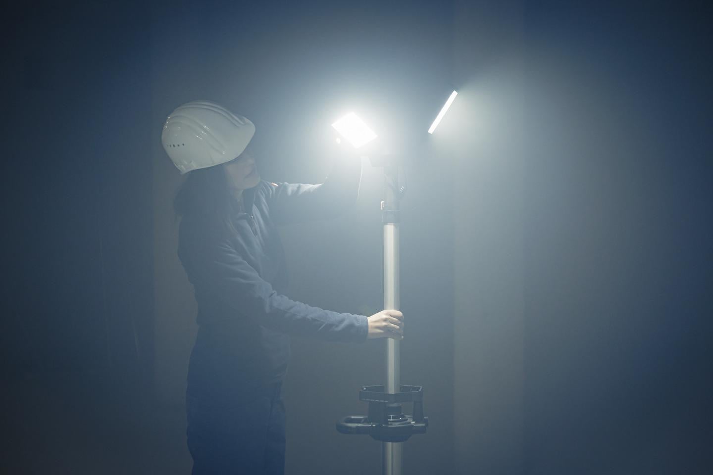 Brennenstuhl Statief LED-straler met driekoppig ontwerp, model 13050