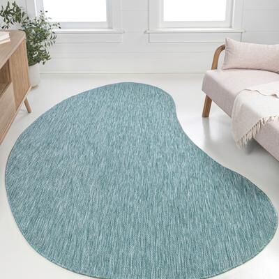 JONATHAN Y Evan Modern Rustic Organic Curve Indoor/Outdoor Shaped Area Rug