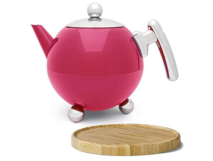 Bredemeijer Teekanne Pink 1,2 Liter - Edelstahl doppelwandig - runde Edelstahlkanne mit braunem Holz-Untersetzer - für längeren Teegenuß