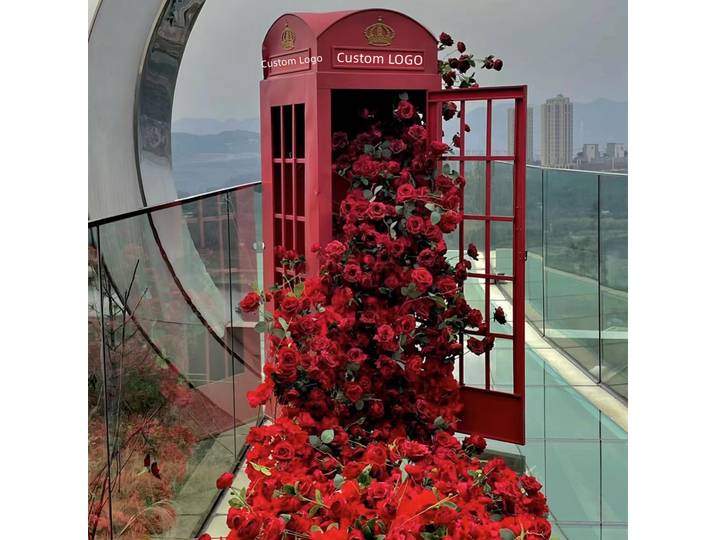 Cabine téléphonique rouge rétro avec boîte aux lettres, cabine téléphonique londonienne, accessoire de décoration de mariage