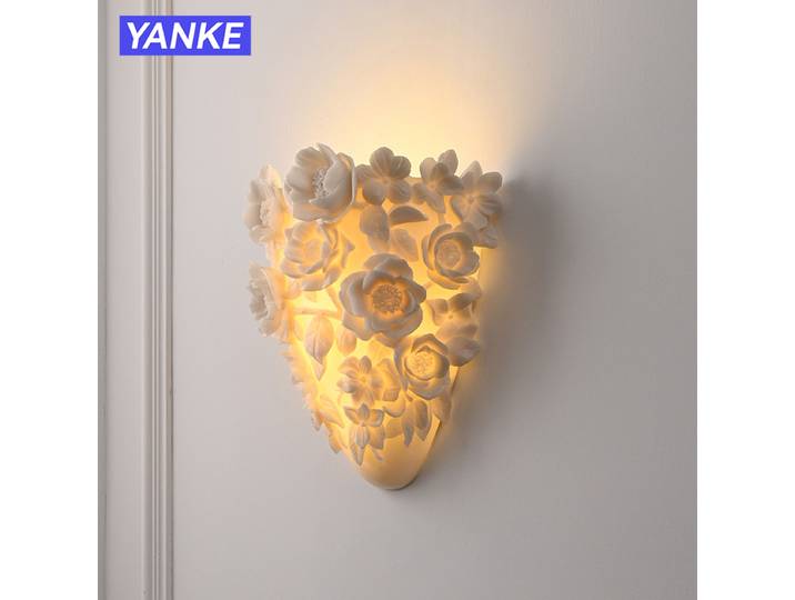 Lampe murale LED en résine sculptée style rétro français, design antique original pour salon, chambre, hôtel, couloir, allée