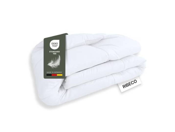 RIBECO GERMANY Daunenbettdecke Johanna 135x200 cm – Wärmeklasse: warm kuschelige Daunendecke mit Temperaturregulierung mit Kassettensteppung, hausstauballergikerfreundlich, Made in Germany