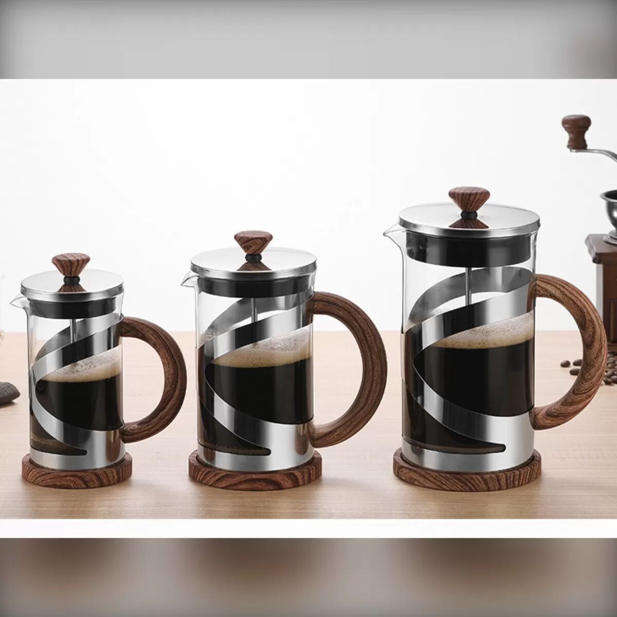INF Cafetière à Piston en Verre Borosilicate 600ml avec Poignée PP Marron