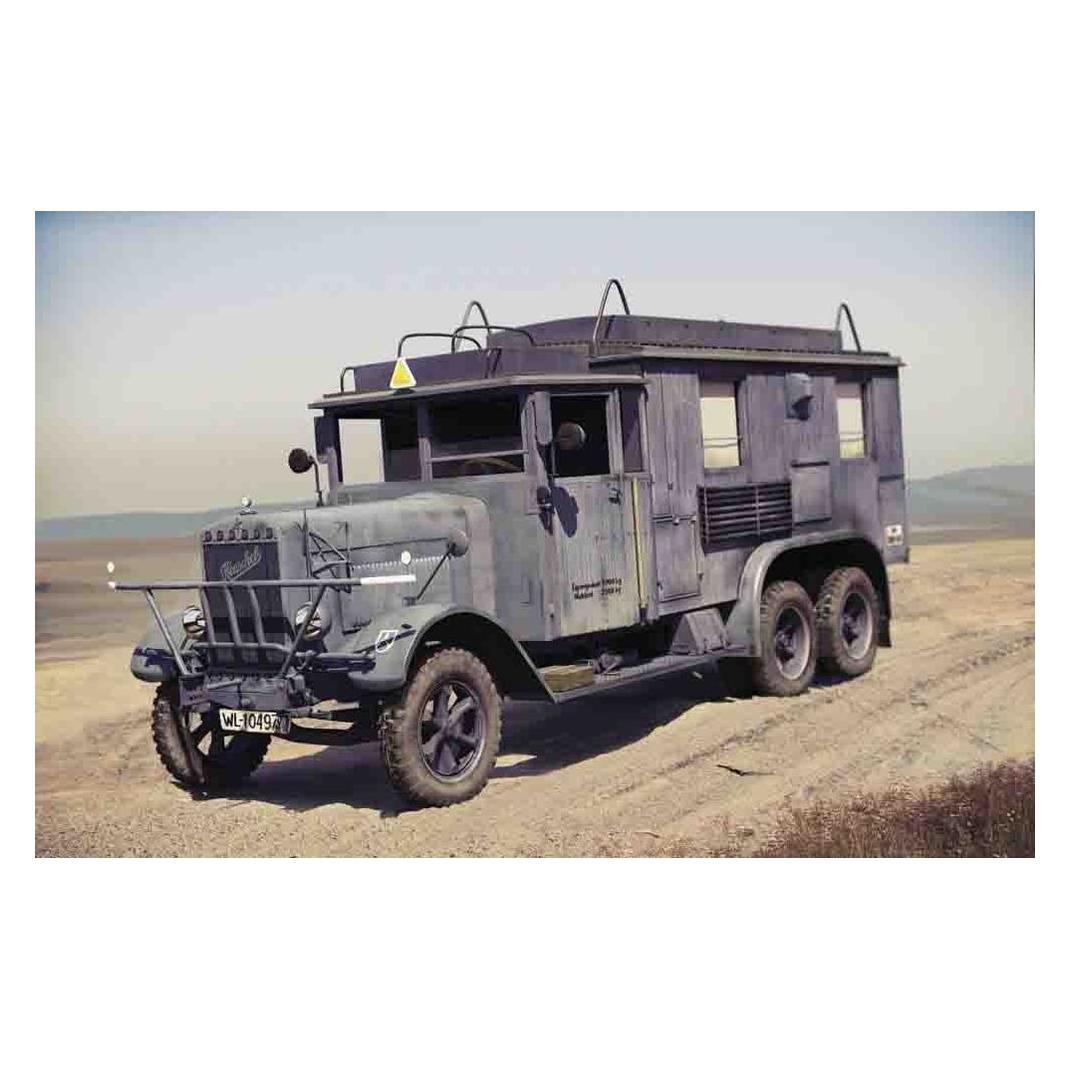 ICM Henschel 33 D1 Kfz. 72 (35467)