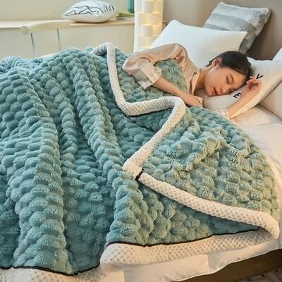 Uplift Picks Soft Coral Velvet Blanket Warm Fluffy Bed And Sofa Throw 7 150x200 Cm (59x79 Inch)