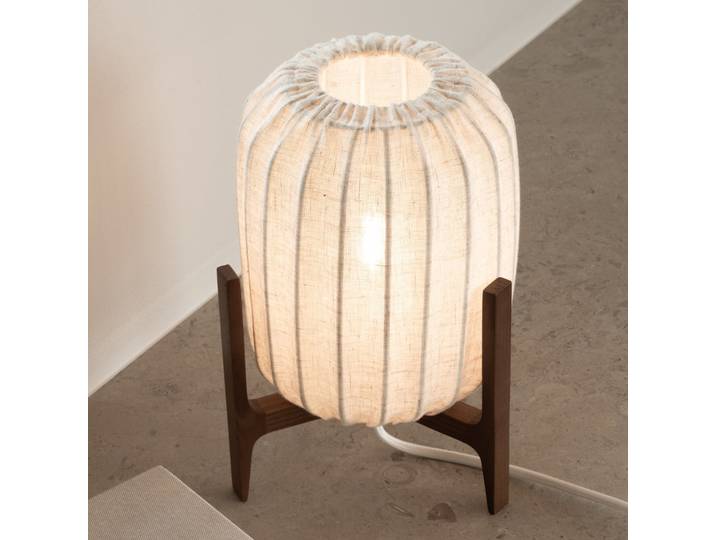 Prisma Tischlampe, esche/beige, 24cm, Holz - Watt & Veke - Wohnzimmer - Design - Einflammig