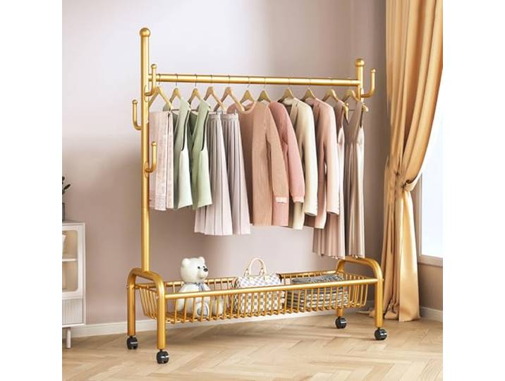 BVDHASDBT Kleiderständer Aus Metall, for Aufhängen Von Kleidung Mit Stabilen Rädern Und Regalen, Kleiderschrank-Garderobe Mit Unterem Regal for Schlafzimmer, Waschküche, Wohnzimmer(Gold,120cm)