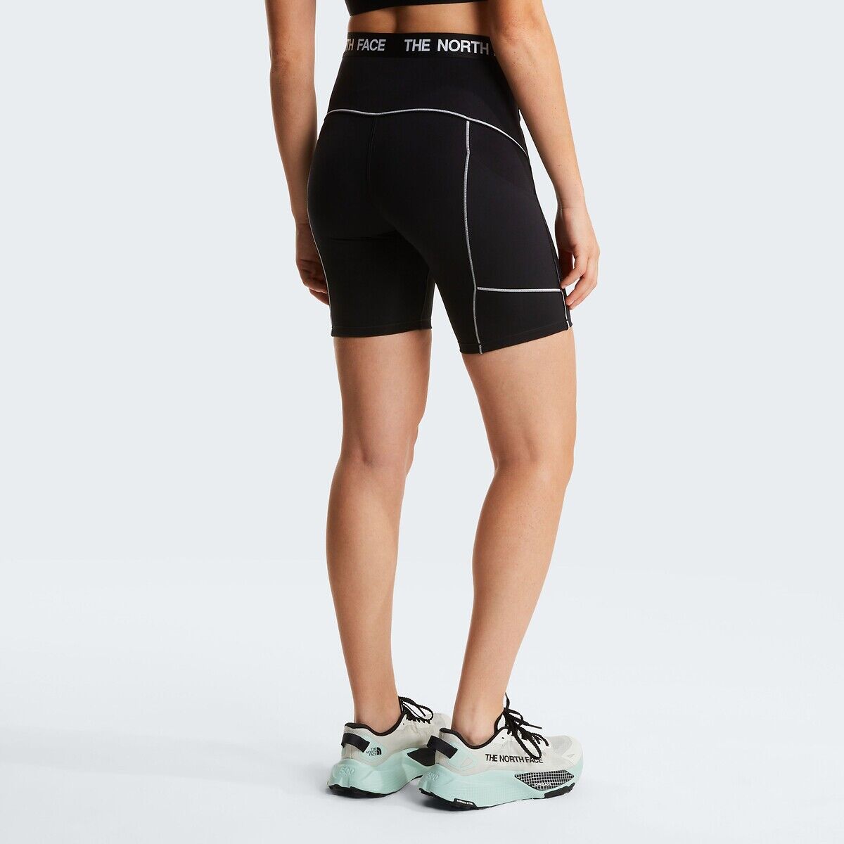 THE NORTH FACE Short moulant de sport Cambrena