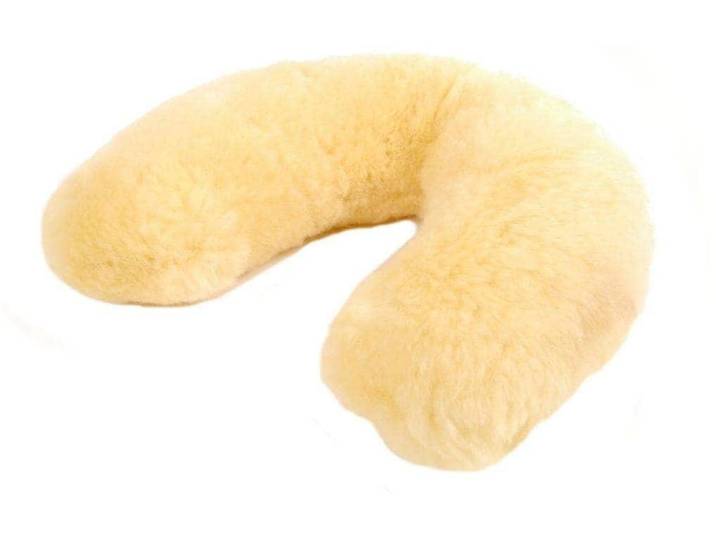 Nackenkissen KAISER Medizinfell 40 x 40 cm , beige (natur), B:40cm L:40cm, Lammfell, Funktionskissen, Nackenkissen, Medizinisches Schaffell-Nackenkissen