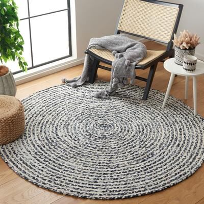 SAFAVIEH Handmade Braided Ughetta Cotton Rug