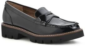 Women's Gunner Loafers by White Mountain in Black Patent (Size 7 M)