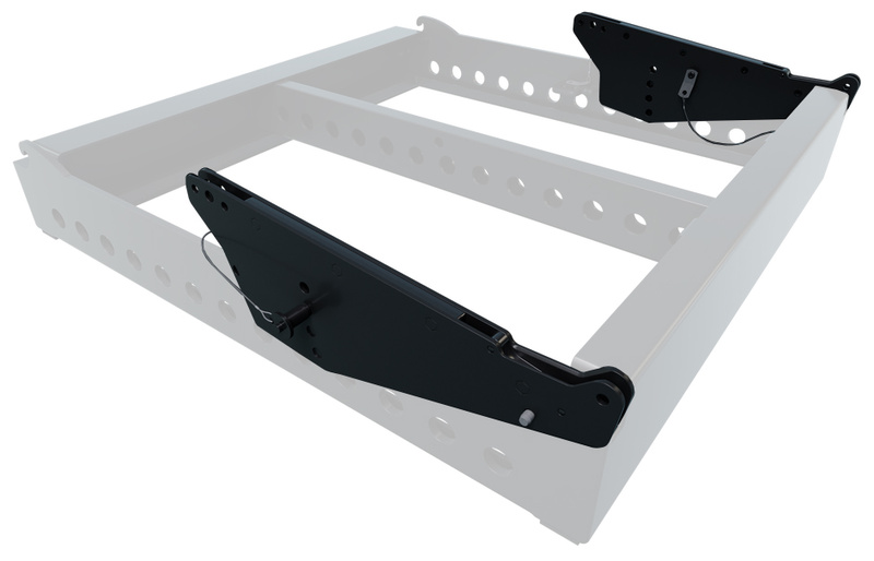 QSC LA112 Stack Adapter Kit Black