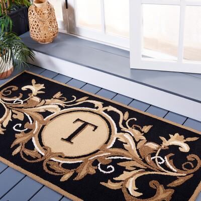 SAFAVIEH Handmade Monogram Monka Casual Rug