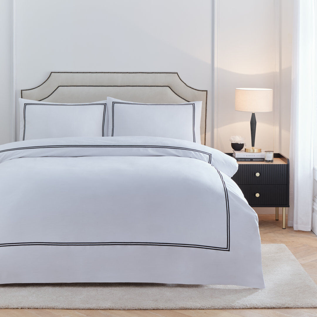Paoletti Elara Cotton Abstract Duvet Cover Set with Pillowcases Included Black Double Duvet Cover + 2 Standard Pillowcases
