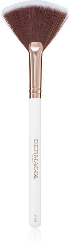 Dermacol Accessories Master Brush by PetraLovelyHair highlighter brush D59 Rose Gold 1 pc