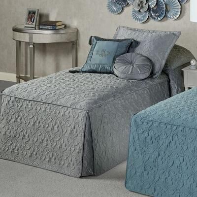 Touch of Class Cambridge Classics Bedspread, Twin, Gray