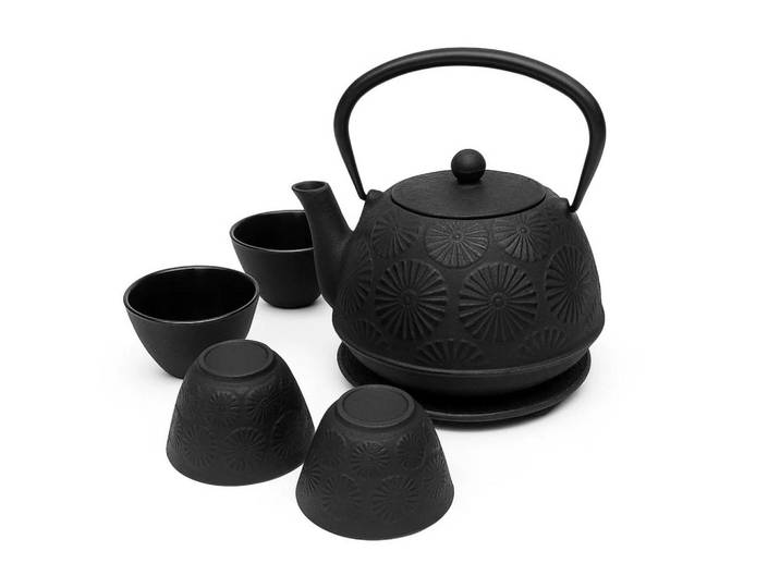 Aromelio Gusseisenkanne Koga 1200 ml mit Tassen und Untersetzer, Schwarz, Metall, Geschirr, Kannen & Karaffen, Teekannen