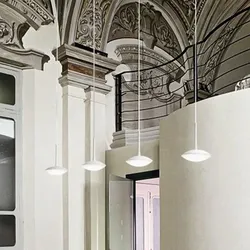 Hale Italienische 4-flammige dimmbare LED Pendelleuchte in Weiss von Fabas Luce
