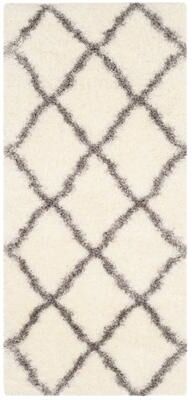 SAFAVIEH Montreal Shag Ucha 2-inch Thick Rug