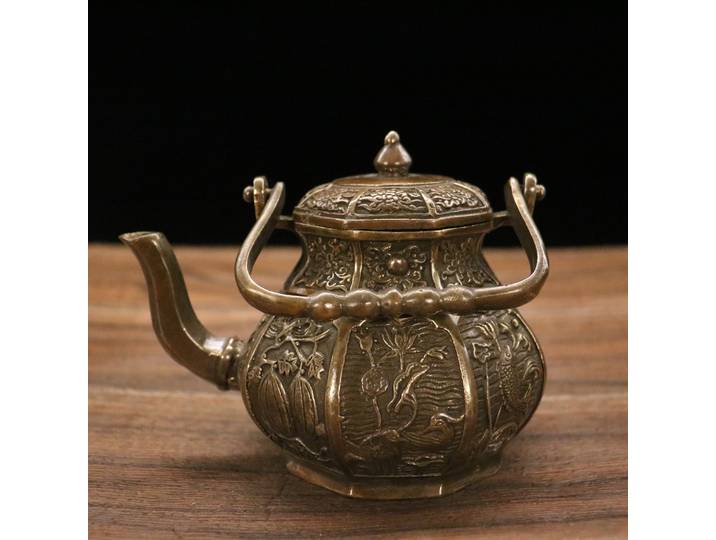 5 Xizang Folk Collection vieux laiton octédrique Melon fruits modèles théière théière bouilloire Flagon Amass richesse ornements