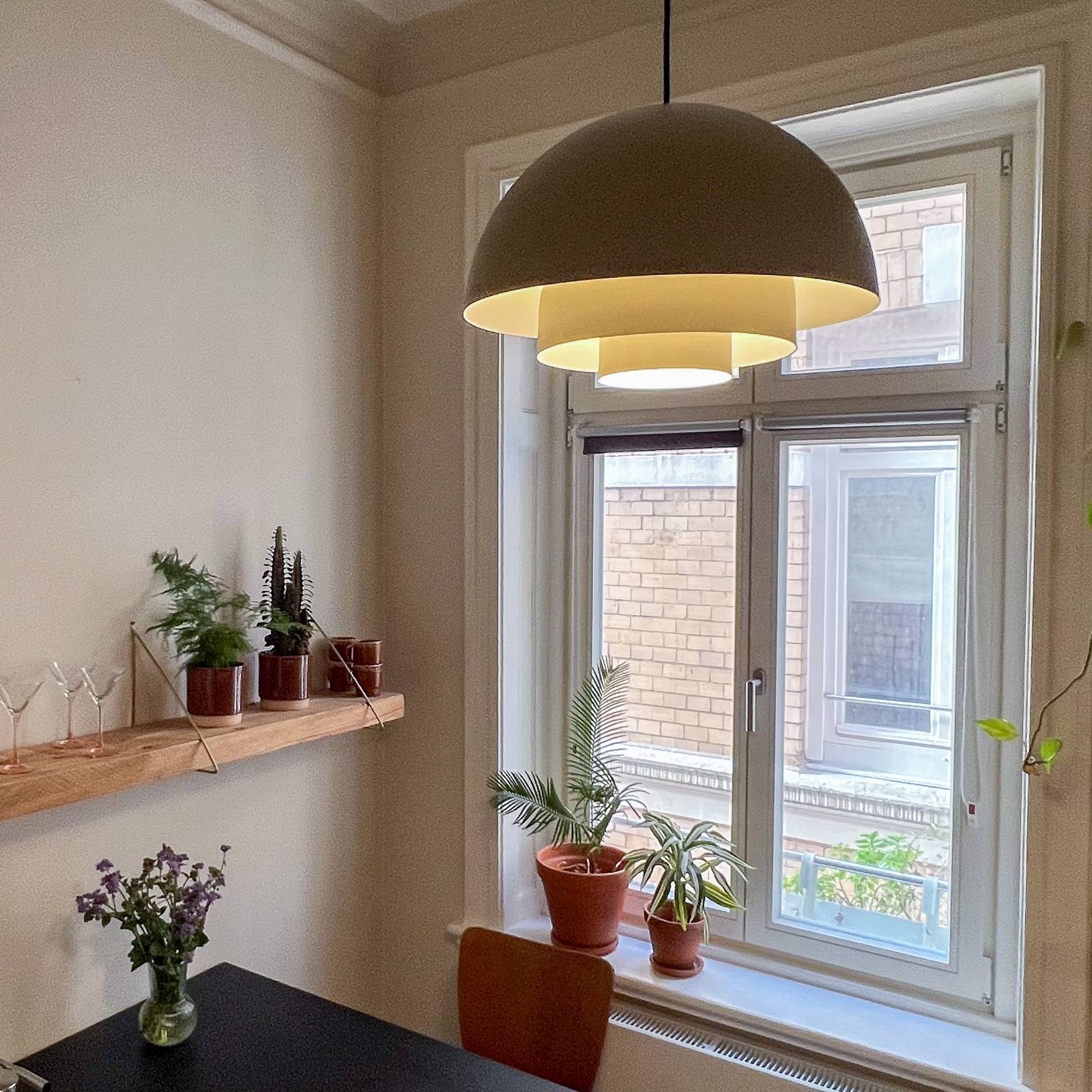 Hängelampe Nymara Lucande, creme / amber, für Wohn- / Esszimmer, Aluminium, Design