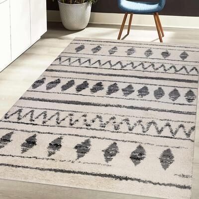 Amer Rugs Aspen Clara Southwestern Geometric Shag Area Rug