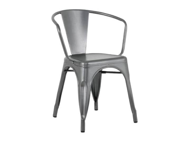 Bolero Bistro Curve stapelbare Esszimmerstühle (4 Stück), Gunmetal Fußstopfen schützen gewerbliche Böden vor Abnutzung, während das platzsparende stapelbare Design für stark frequentierte