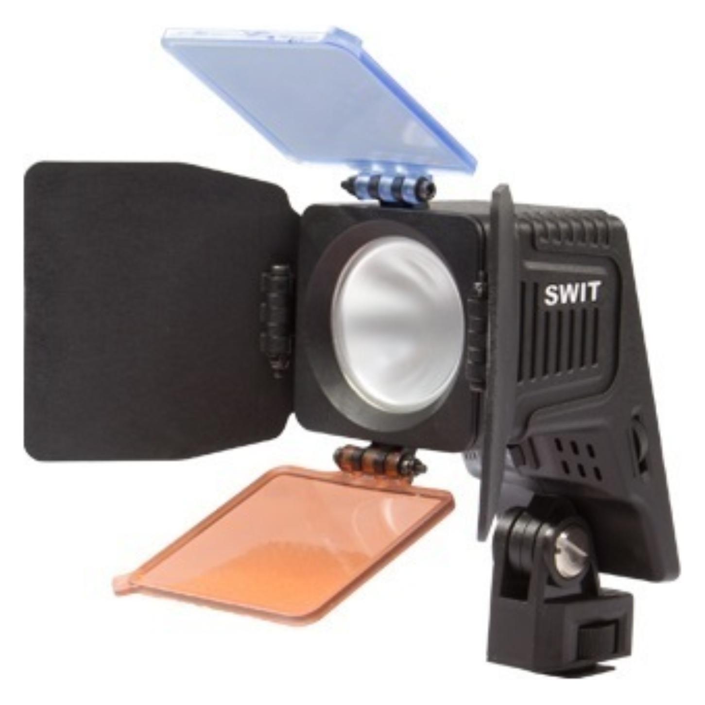 Swit 13W COB LED On-camera Light 800Lux, dimmerable 70W equivalent output Single shadow, soft, glarele (Videoleuchte) (S-2070)