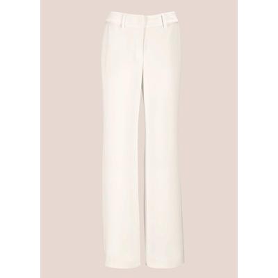 Stoffhose MADELEINE "Stoffhose Komfortable Stretchhose mit Taschen", Damen, Gr. 20, N + K Gr, weiß (wollweiß), Obermaterial: 96% Polyester PES. 4% Elasthan EL., Modern, normal, Hosen Stoffhose