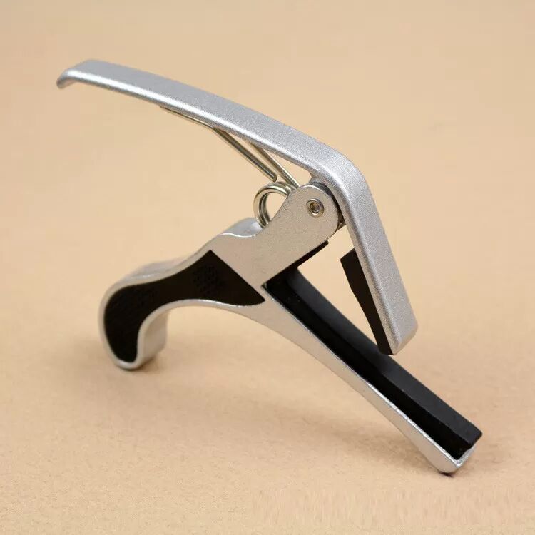 INF Capodastre pour guitares acoustiques et classiques Argent
