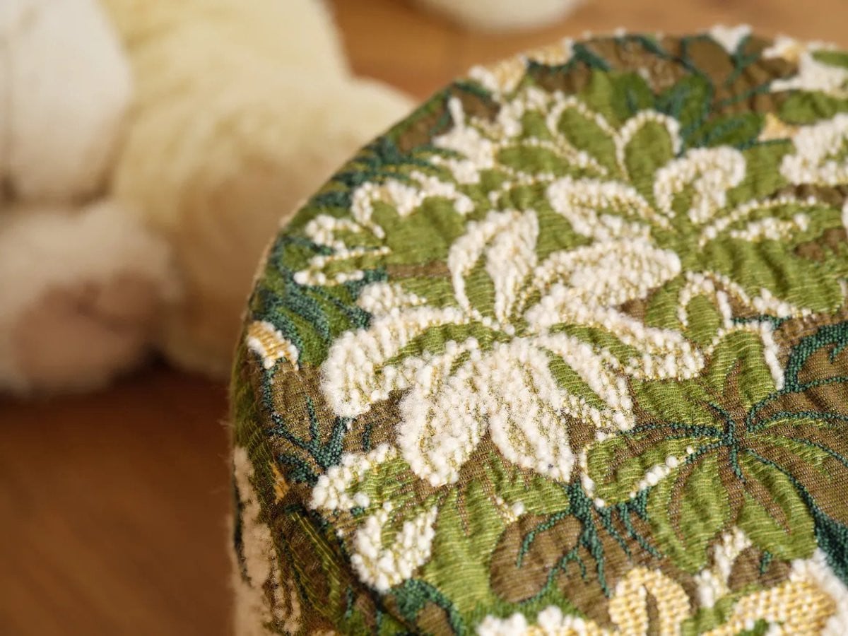 Your Little King Poef Big Into The Wild - Dutch Design - Eikenhout