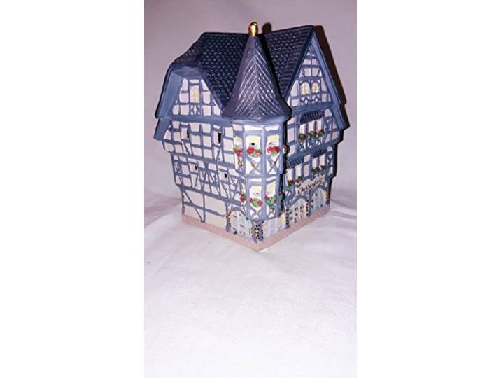 Wurm Lichthaus Buchhandlung Fachwerkhaus in Linz am Rhein KG