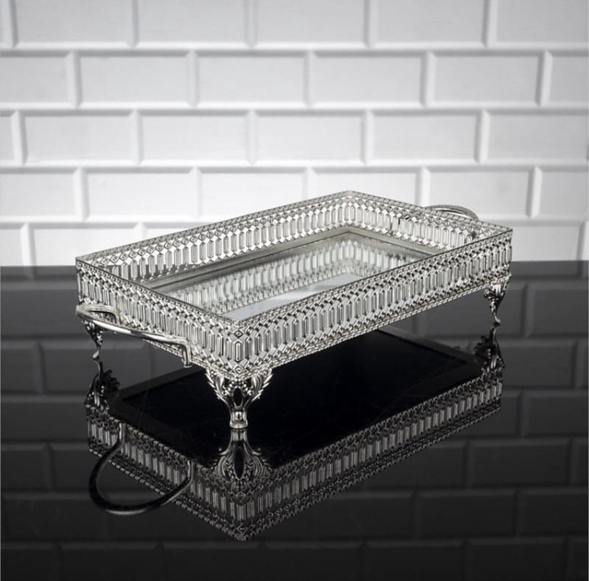 Luxe Zilveren Spiegeldienblad met Handvat - Modern Design