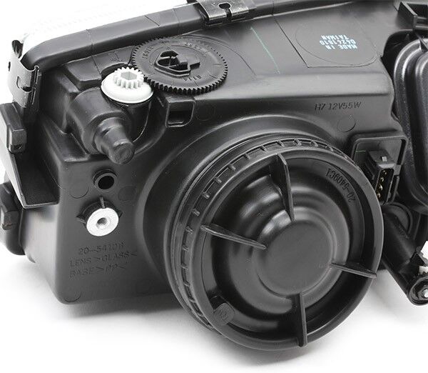 TYC 20-5484-08-2 Headlight