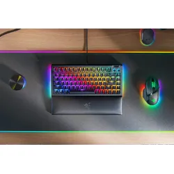 Razer BlackWidow V4 kabelgebundene Gaming Tastatur - QWERTY US - schwarz