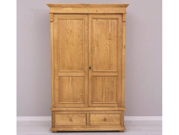 Landhaus Kleiderschrank mit Schubladen, hellbraun gewachst