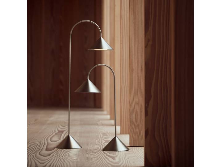 Lampadaire LED rechargeable Grasp, acier inoxydable, hauteur 72 cm - FRANDSEN - Balcon - Design - À ampoule unique