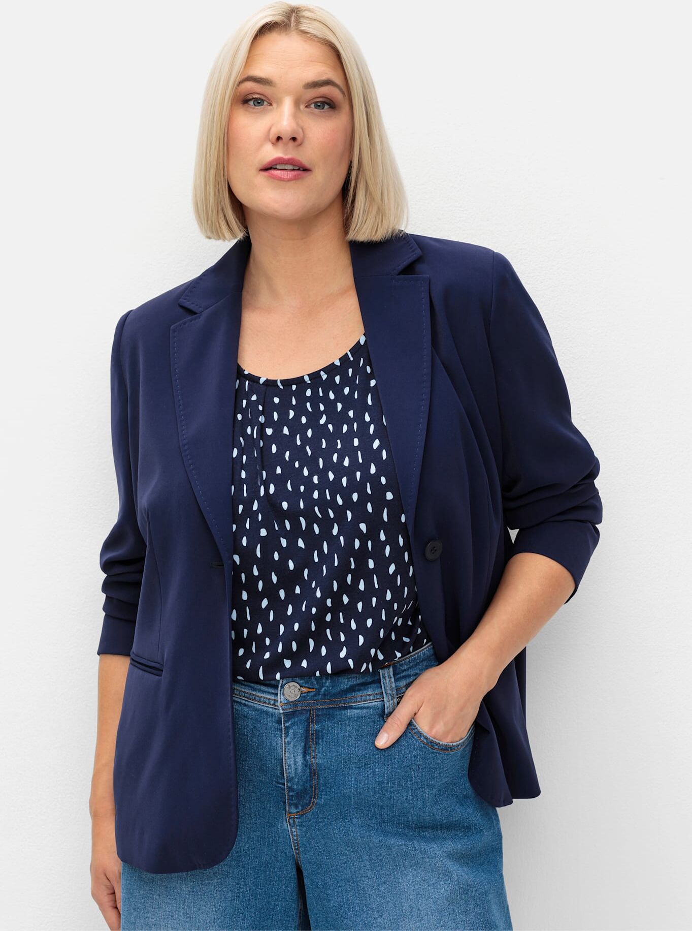 Kurzblazer SHEEGO "Blazer", Damen, Gr. 44, blau (tiefblau), 100% Polyester, Blazer Kurzblazer tiefblau 44