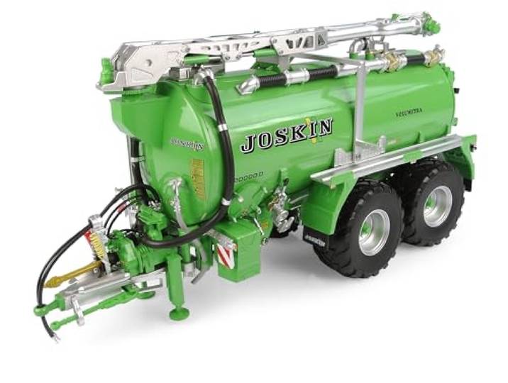 Universal Hobbies Miniatur Joskin Volumetra 20000D Version Grün