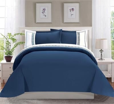 Elegant Comfort Luxury 3-Piece Embroidered Duvet Cover Set