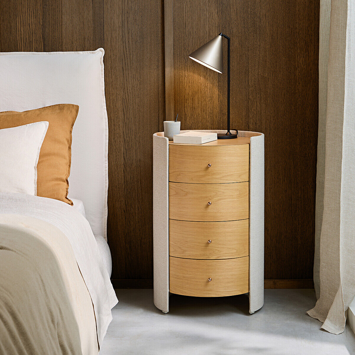AM.PM Commode chevet, en plaqué chêne et tissu texturé, FIRMO