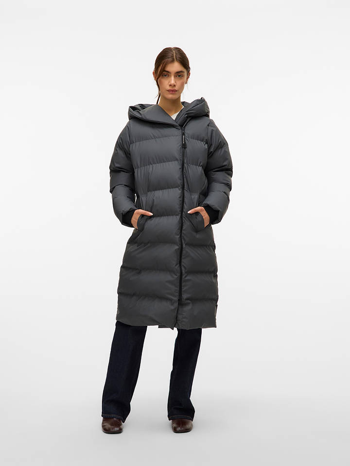 Vero Moda Steppmantel in Dunkelgrau - M