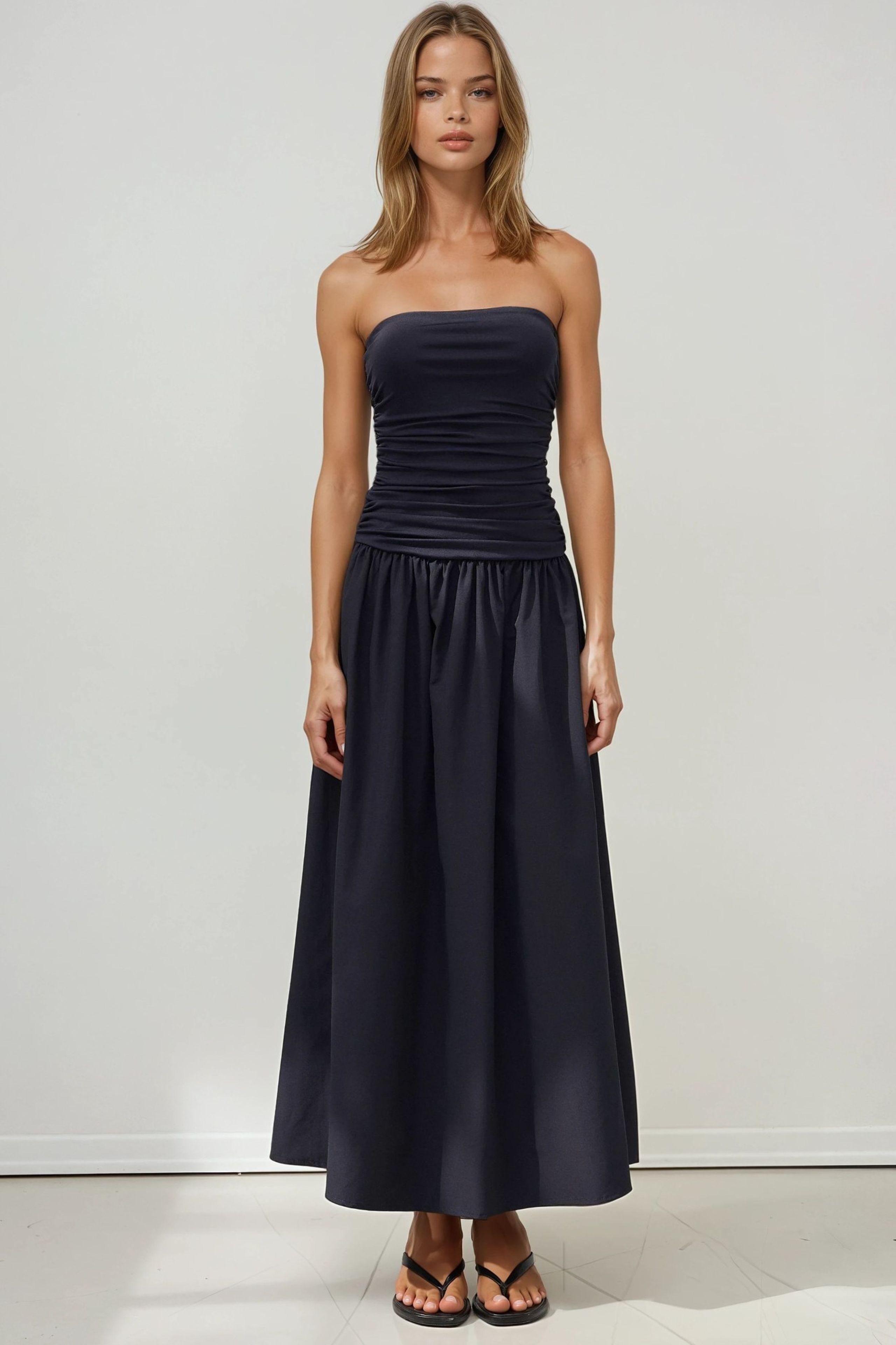 Halsloses Maxikleid Detail
