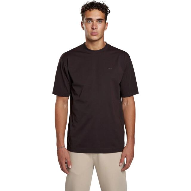 Aeden Foreo tee ganache