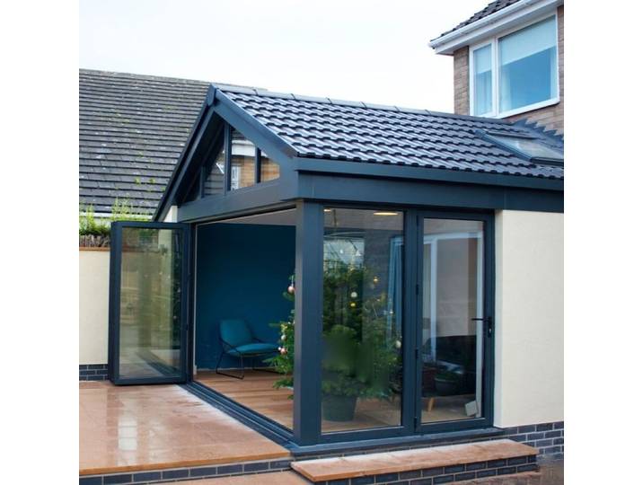 Portes extérieures personnalisées pour la maison, porte en aluminium à rupture de pont thermique isolée, porte pliante pour patio, porte accordéon à économie d'énergie